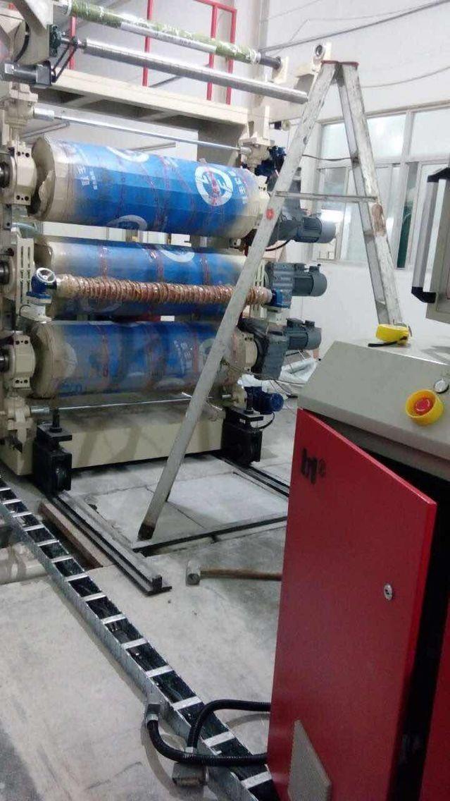 供应SPC石塑地板机械设备在线复膜自动化生产线安装便捷