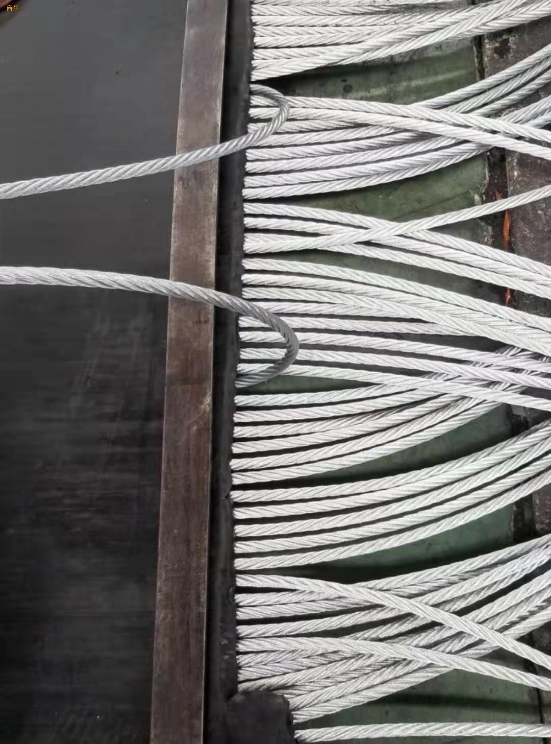防撕裂钢丝绳输送带矿用钢丝绳提升带