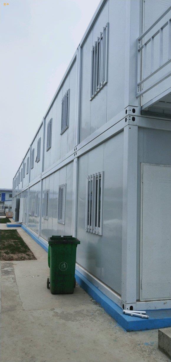 赤峰标准化集装箱活动房供应宁城防水打包箱彩钢房租赁